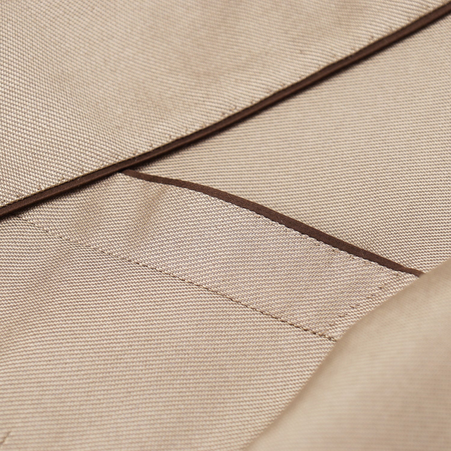 Brioni Gold Silk Dinner Jacket with Peak Lapels - Image 4