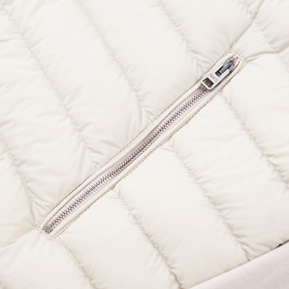 Manto Lightweight Quilted Down Jacket - Image 2