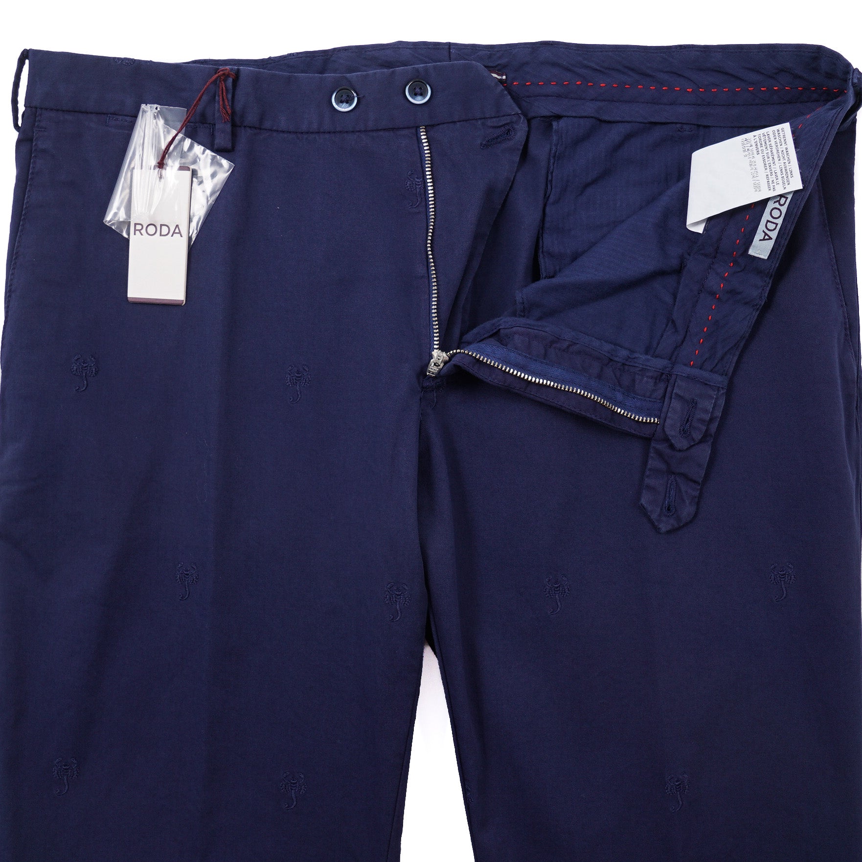 Roda Slim-Fit Scorpion Print Pants - Image 5