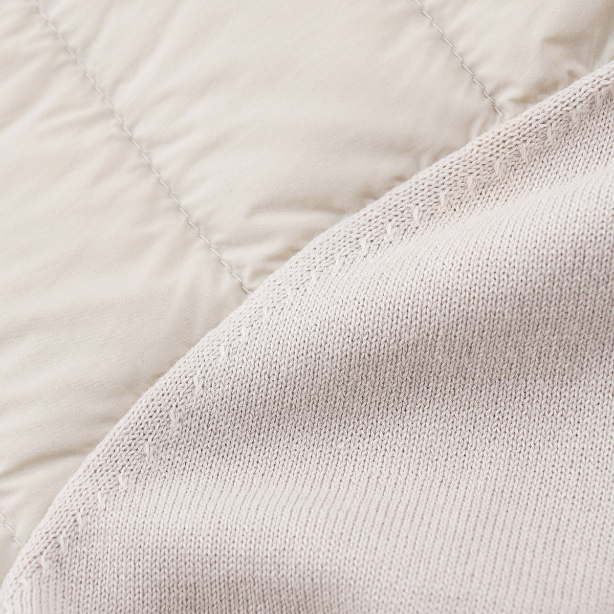 Manto Lightweight Quilted Down Jacket - Image 6